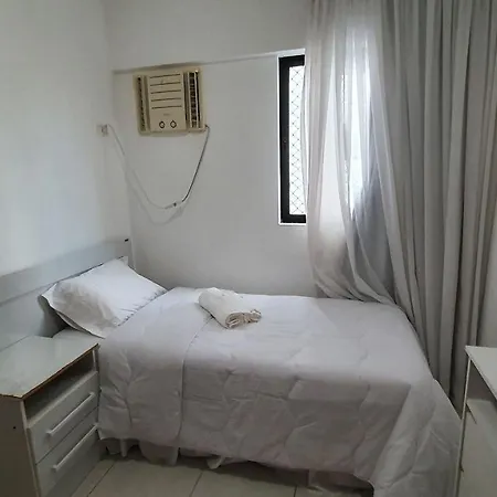 Apt 2 Quartos Com Varanda Proximo Praca Casa Forte O Bairro Mais Agradavel Do Recife Arn901 Exterior foto