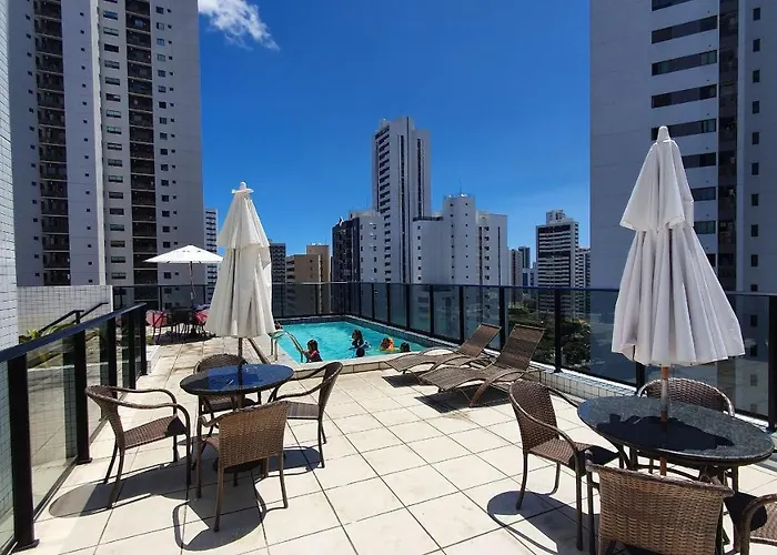 Apt 2 Quartos Com Varanda Proximo Praca Casa Forte O Bairro Mais Agradavel Do Recife Arn901